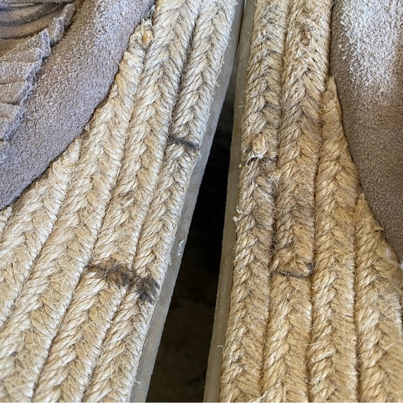 Minnetonka Wedges Sandal Ashley Espadrille Tassel Suede Leather Tan Open Toe: 9 - Picture 10 of 14